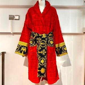 REDVERSACE I ♡ BAROQUE BATHROBE